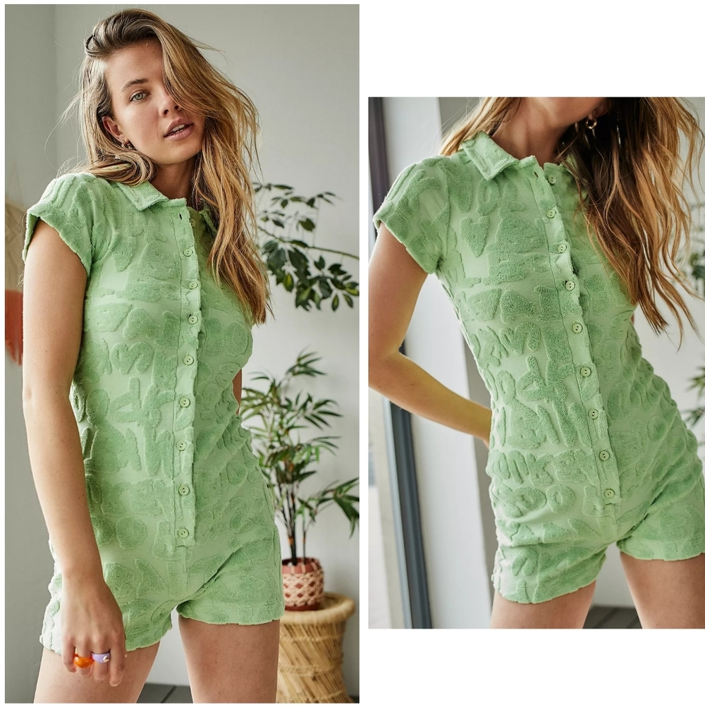 UO Jaded London Pistachio Embossed Towelling Playsuit In Green US Size 10